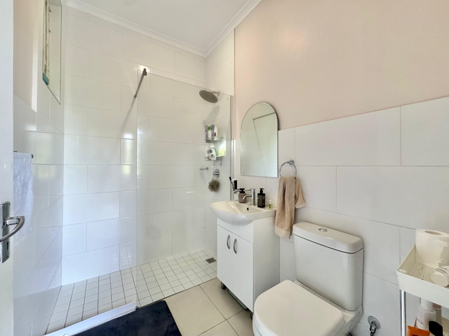 1 Bedroom Property for Sale in Kenilworth Western Cape